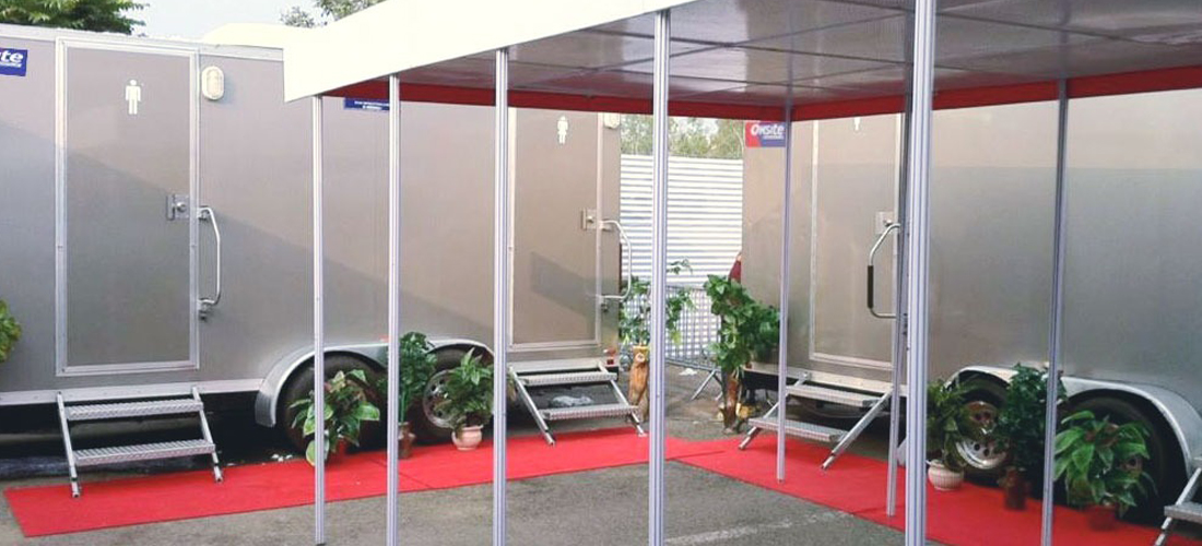 luxury-ac-mobile-toilet-van