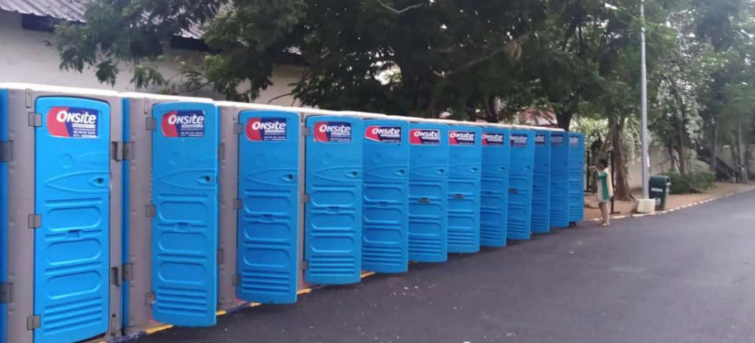 portable toilet on rent